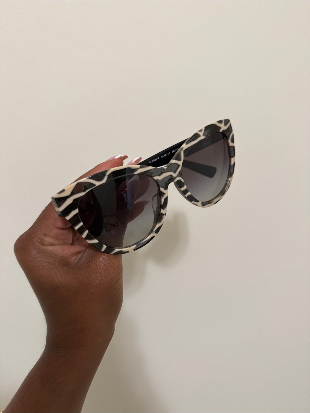 Valentino Black & Cream Patterned Cat-Eye Sunglasses